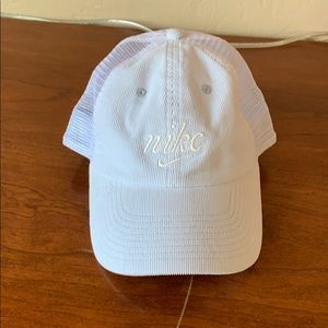 Womens blue nike baseball cap